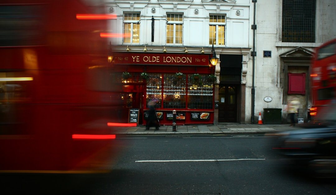 Flights to London